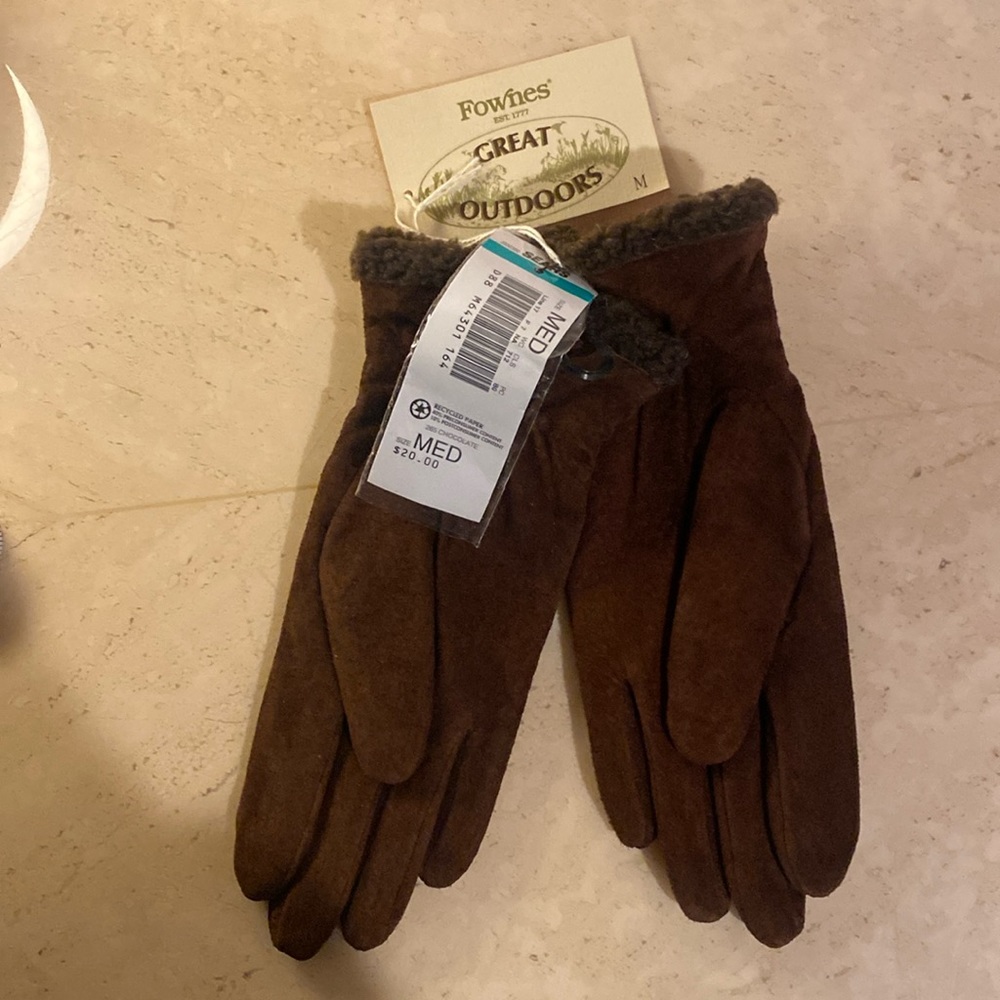 NWT Great Outdoors Women’s suede shearling driving gloves chocolate brown